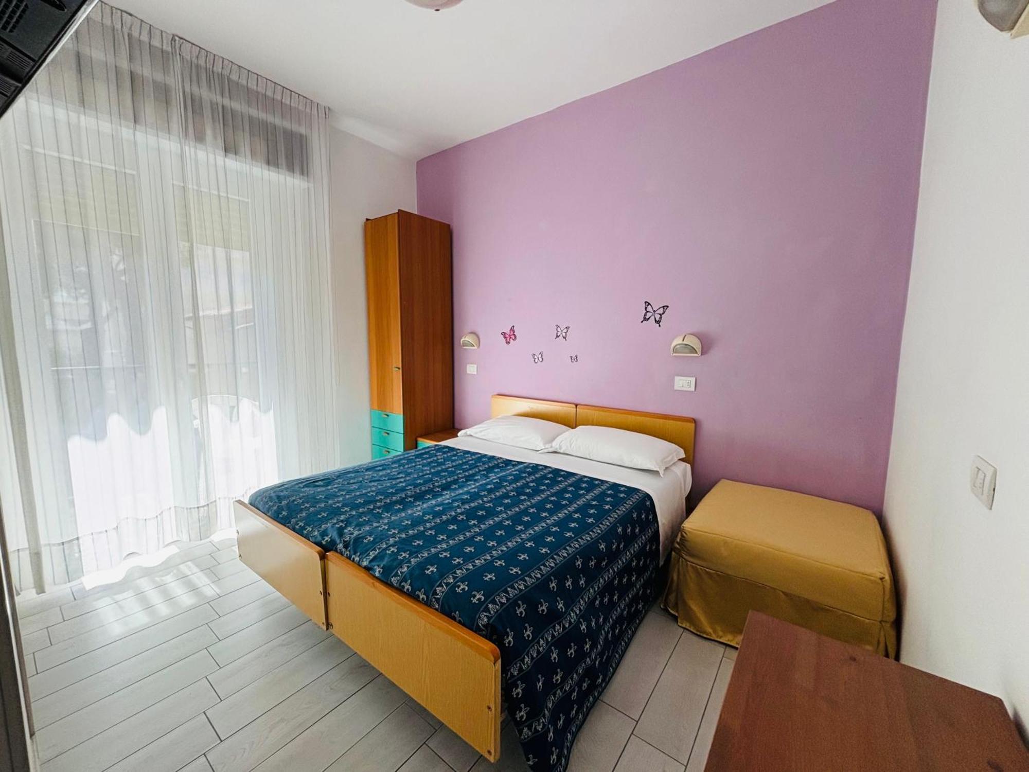 Hotel Iride Suite & Breakfast- Ideale Per Famiglie E Coppie Riccione Exterior foto